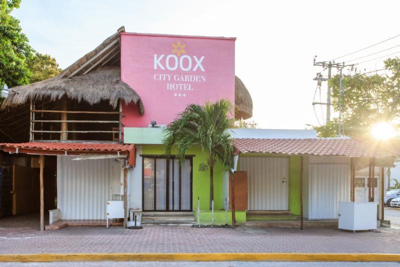 Koox City Garden Hotel 신데 델 카르멘 외부 사진